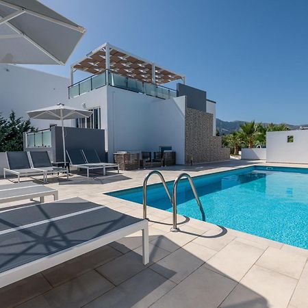 Asteria Pearl Villa 2 With Rooftop Jacuzzi Tigaki Eksteriør billede