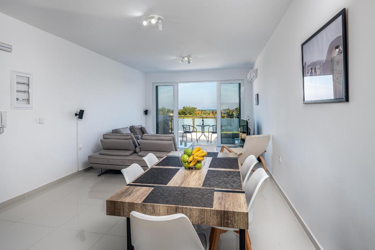 Asteria Pearl Villa 2 With Rooftop Jacuzzi Tigaki Eksteriør billede