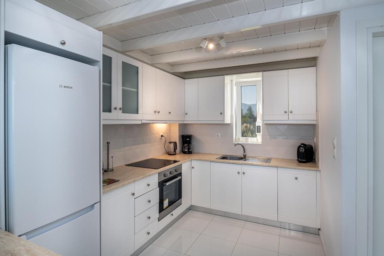 Asteria Pearl Villa 2 With Rooftop Jacuzzi Tigaki Eksteriør billede